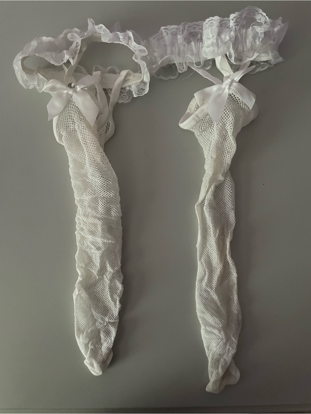 Amazon White Lace Bridal Garter Stocking Set